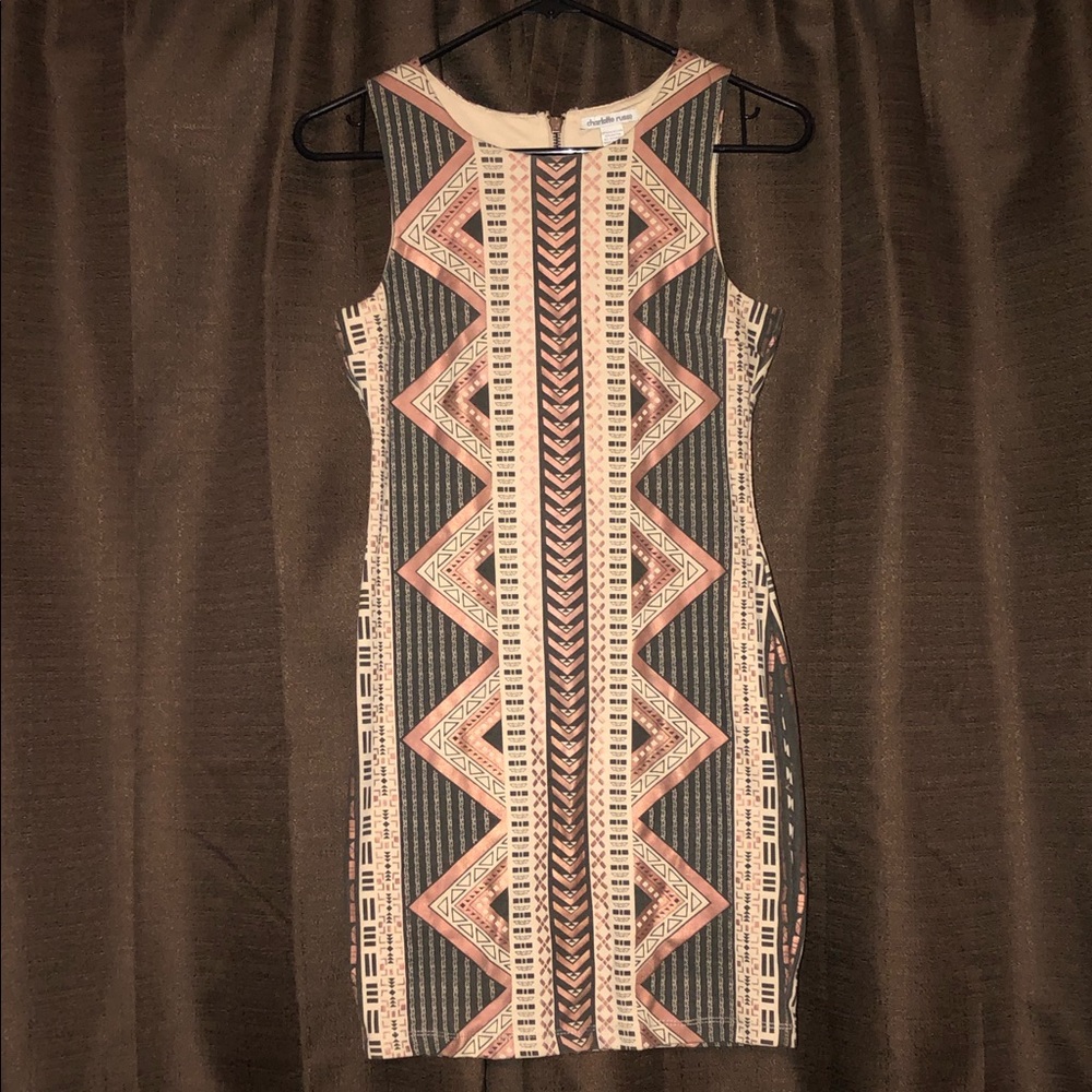 Charlotte Russe Beautiful Dress - Picture 5 of 5